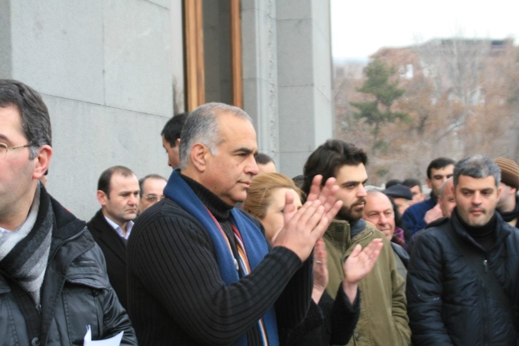 Raffi Hovannisian at Freedom Square in Yerevan on Feb. 22. (Photo by Khatchig Mouradian, The Armenian Weekly)