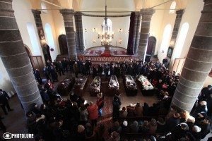 A scene from the funeral service of six members of the Avetisyan family. Jan. 15, 2015. (Photo: Photolur)