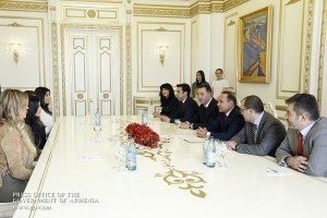 Kardashians Meet with Armenian Prime Minister