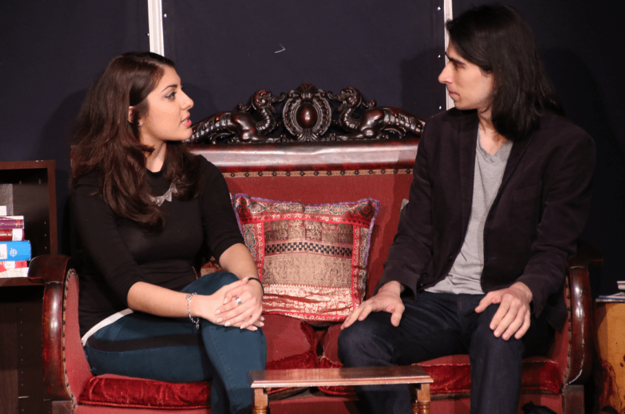 History teacher Areni (played by Ani Djirdjirian) debates the events of the Armenian Genocide with journalist Cemal (played by Cihangir Duman), who denies it ever took place