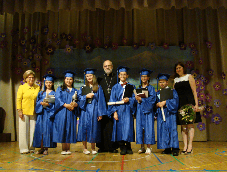 2015 graduates with Principal Houry Boyamian, Fr. Antranig Baljian and Mrs Ardemis Megerdichian