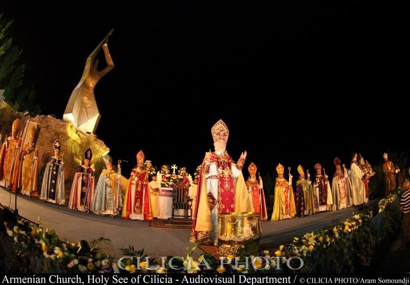 A scene from the ceremony (Photo: CIlicia Photo)