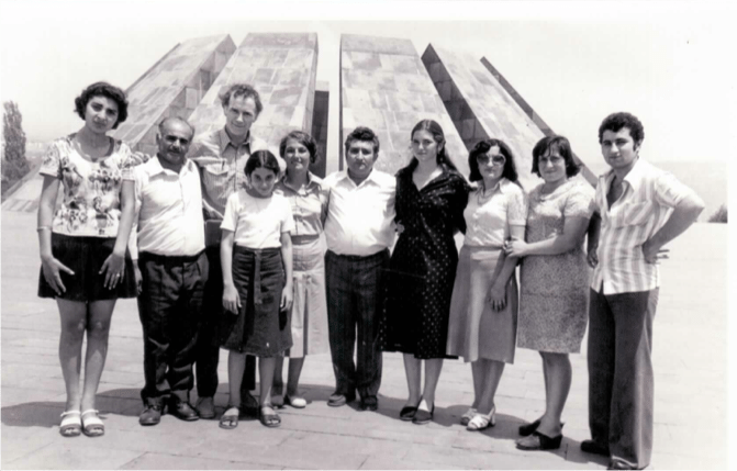 Walrath and family at Dzidzernagapert in Soviet Armenia, 1977 (Photo: used by permission of Dana Walrath)