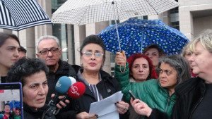 Following the verdict on Maritsa Kucuk's murder, Eren Keskin criticizes the court ruling while speaking to reporters on Feb. 24, 2016.