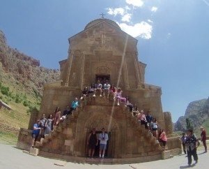 ‘SERVICE Armenia’ participants touring at Noravank on the way to Artsakh