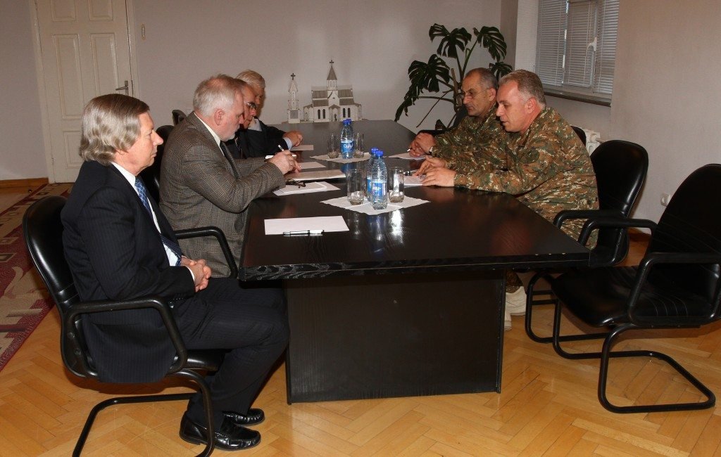 During their visit to NKR, the Co-Chairs, along with Kasprzyk, met with NKR Defense Minister Levon Mnatsakanyan at the Defence Army headquarters. (Photo: NKR Ministry of Defense)