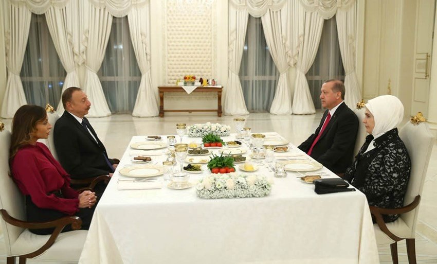 Azerbaijan's President Ilham Aliyev hosted a dinner in honor of Erdogan on April 25, during which they 'stressed' the notion of 'One nation, two states.' (Photo: Official Website of the President of Turkey)