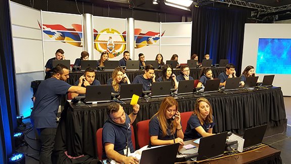 Volunteers picking up donor calls at Armenia Fund’s emergency telethon on May 14 