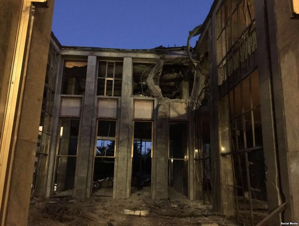The photo shows damage to the Turkish Parliament in Ankara (Photo: Twitter/Ömer Çelik)