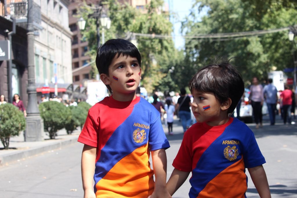 A scene from the Independence Day celebrations in Yerevan (Photo: Araz Chiloyan)