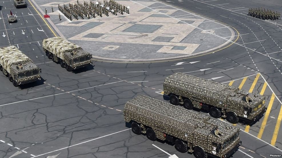 The Armenian military demonstrates Iskander missile systems during the Sept. 21 parade in Yerevan.  (Photo: Photolure)